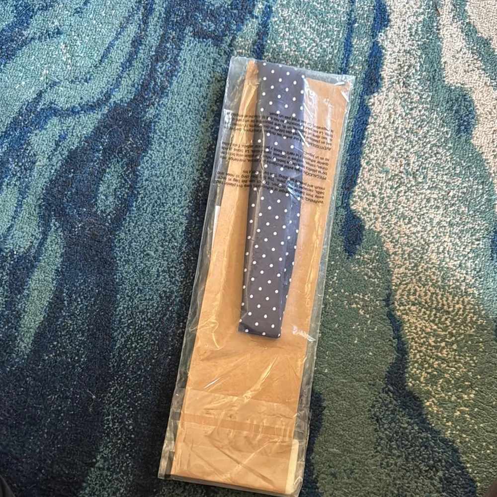 New, Tommy Hilfiger Boys Navy & White Polka Dot Tie